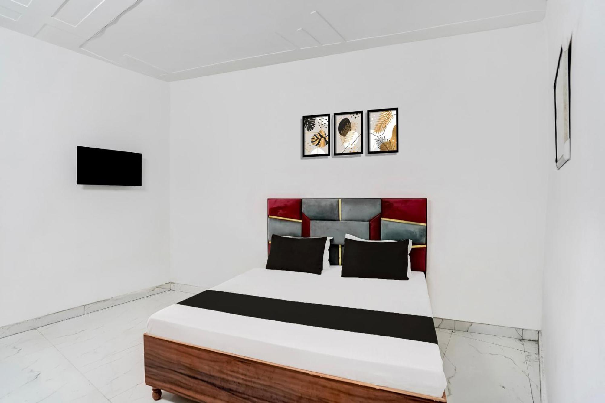 Super Hotel O Burari 뉴델리 외부 사진