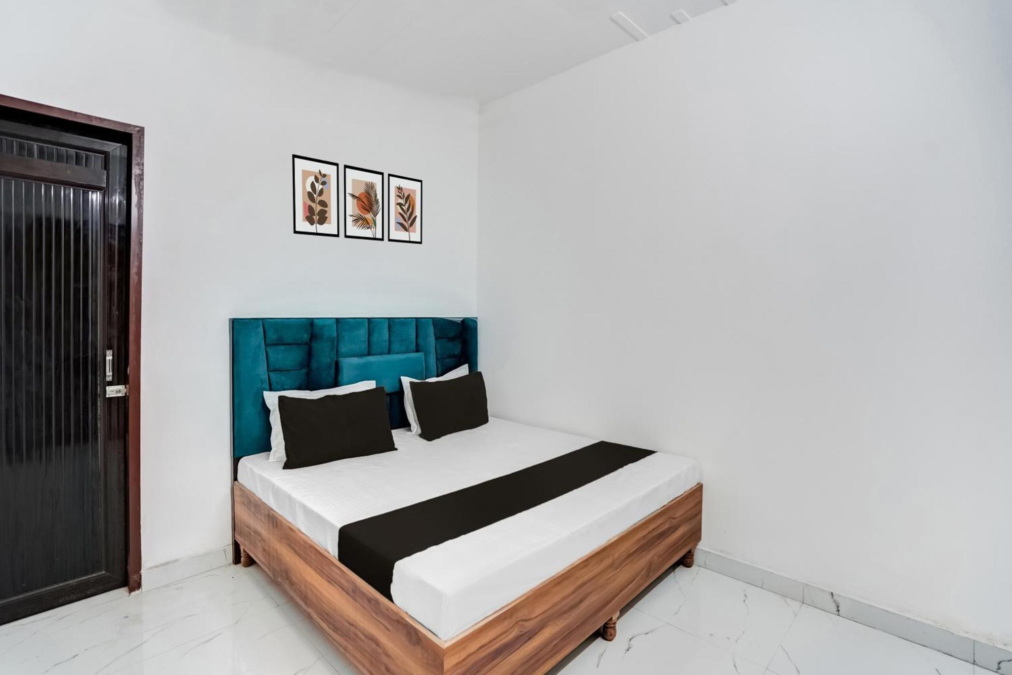 Super Hotel O Burari 뉴델리 외부 사진